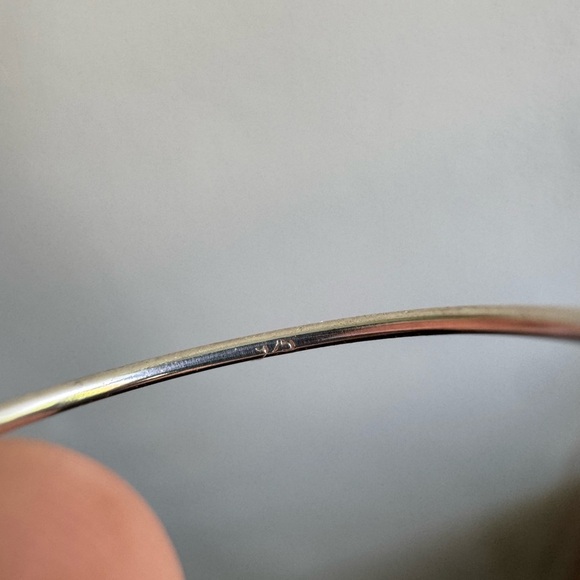 925 Sterling Silver Textured Circle Adjustable Ring - Picture 5 of 6